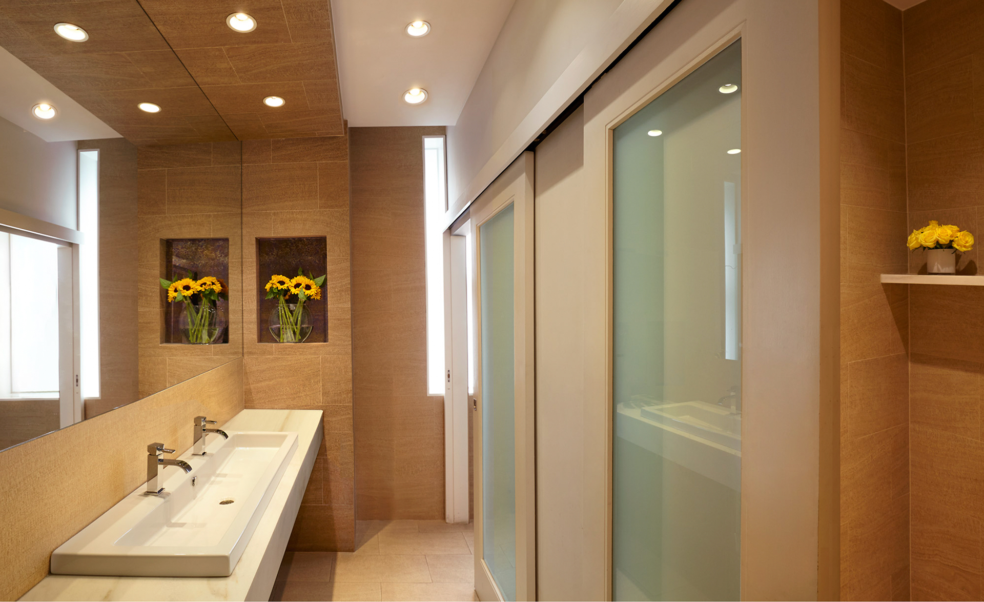 Penthouse + Rooftop Premier Photo & Video Rental Studio in New York